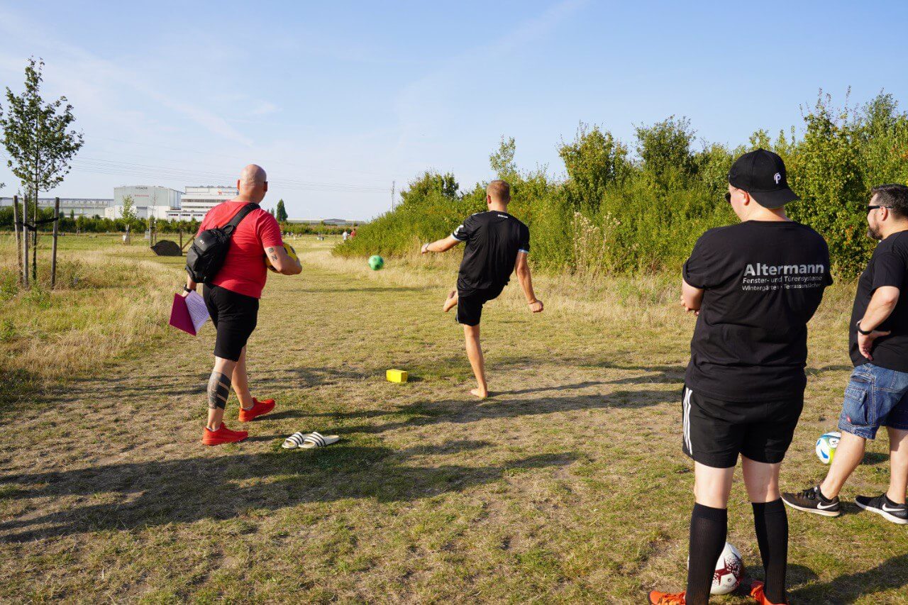 Fussballgolf am Hufeisensee